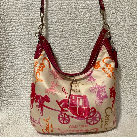 COACH F14891 HORSE & CARRIAGE PLEATED 2-WAY HOBO - Picture 10 of 14